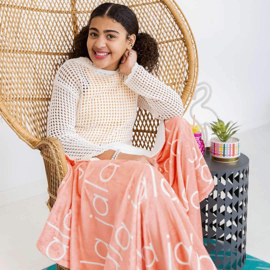 PERSONALIZED NAME BLANKET - LIGHT FONT - TROPICAL CORAL REEF