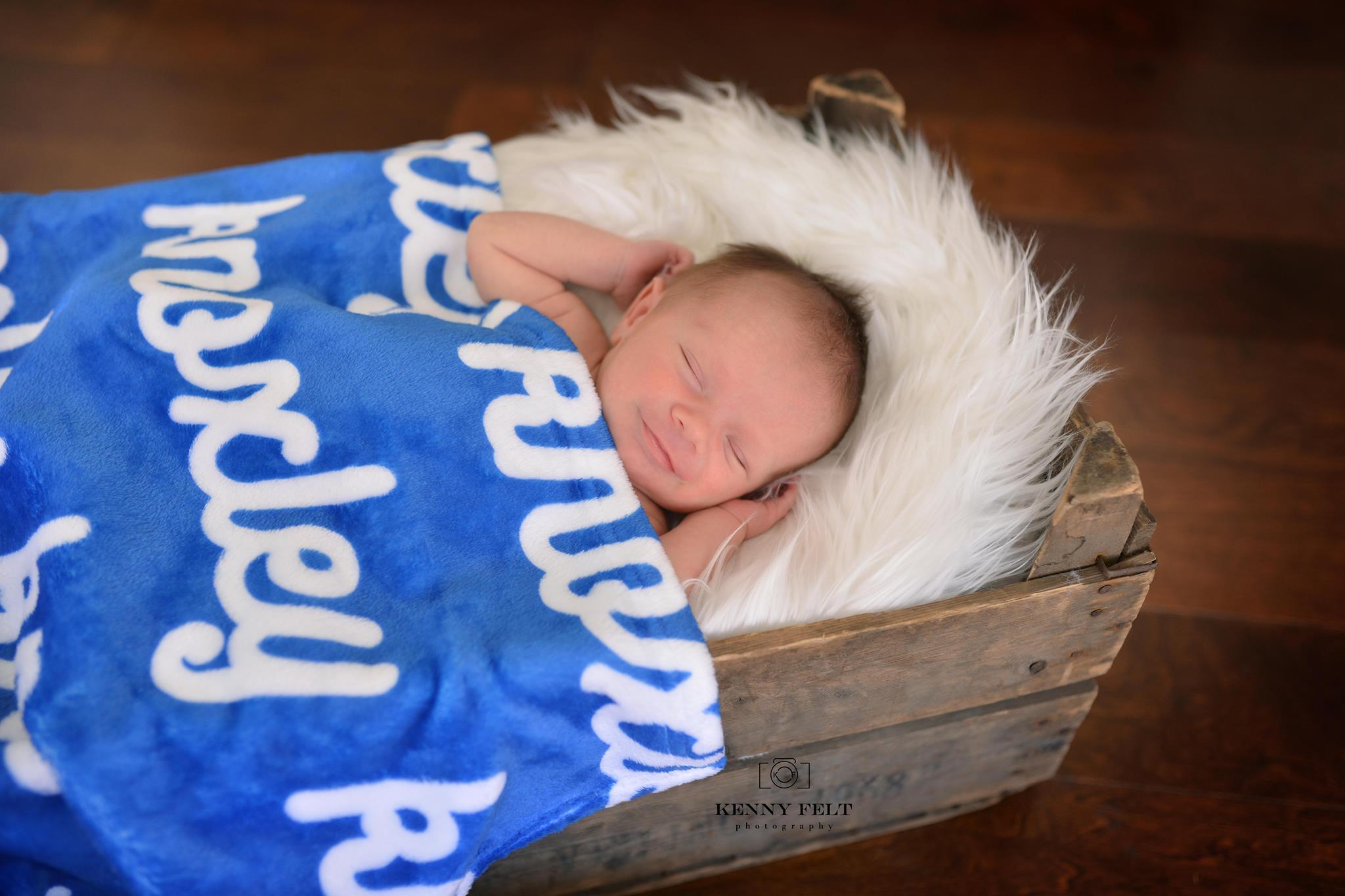 PERSONALIZED NAME BLANKET - RETRO CURSIVE (ALL COLOR OPTIONS)